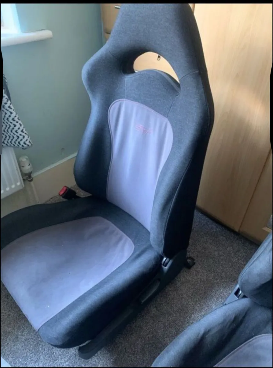 Subaru Impreza STI bucket seats (pair) - Image 4