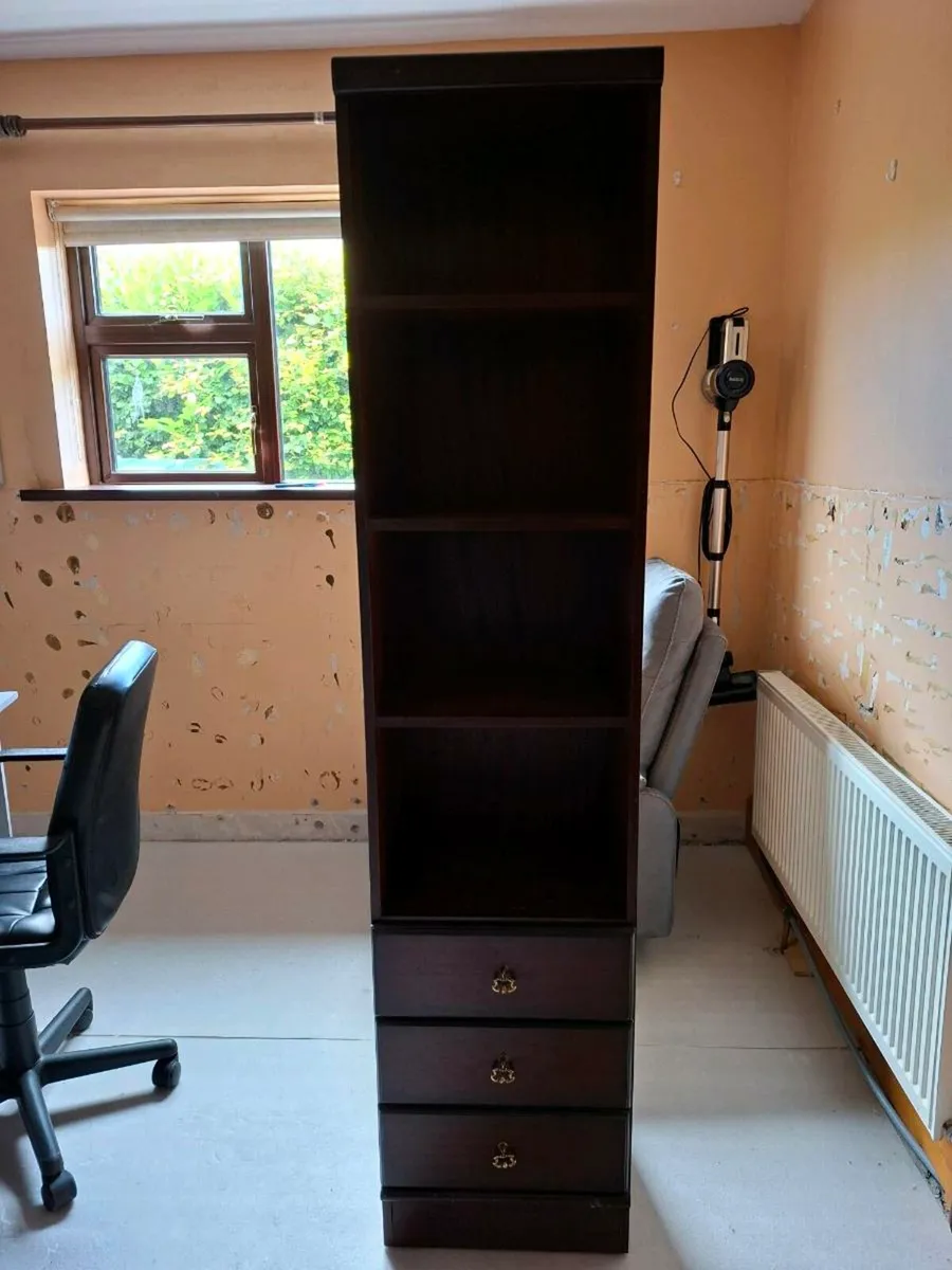Cabinet and chest of drawers - Image 1