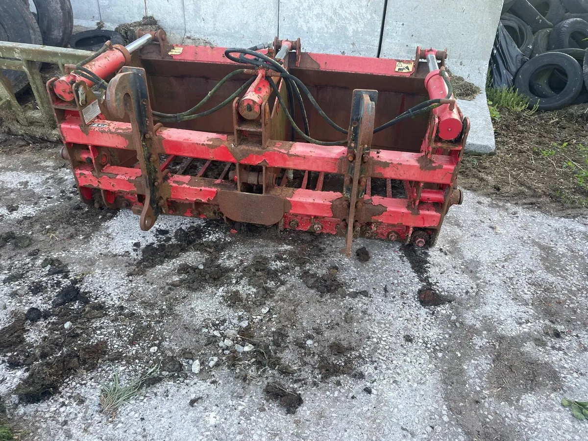Howard 70” rotorvator, weight box &  shear grab - Image 3