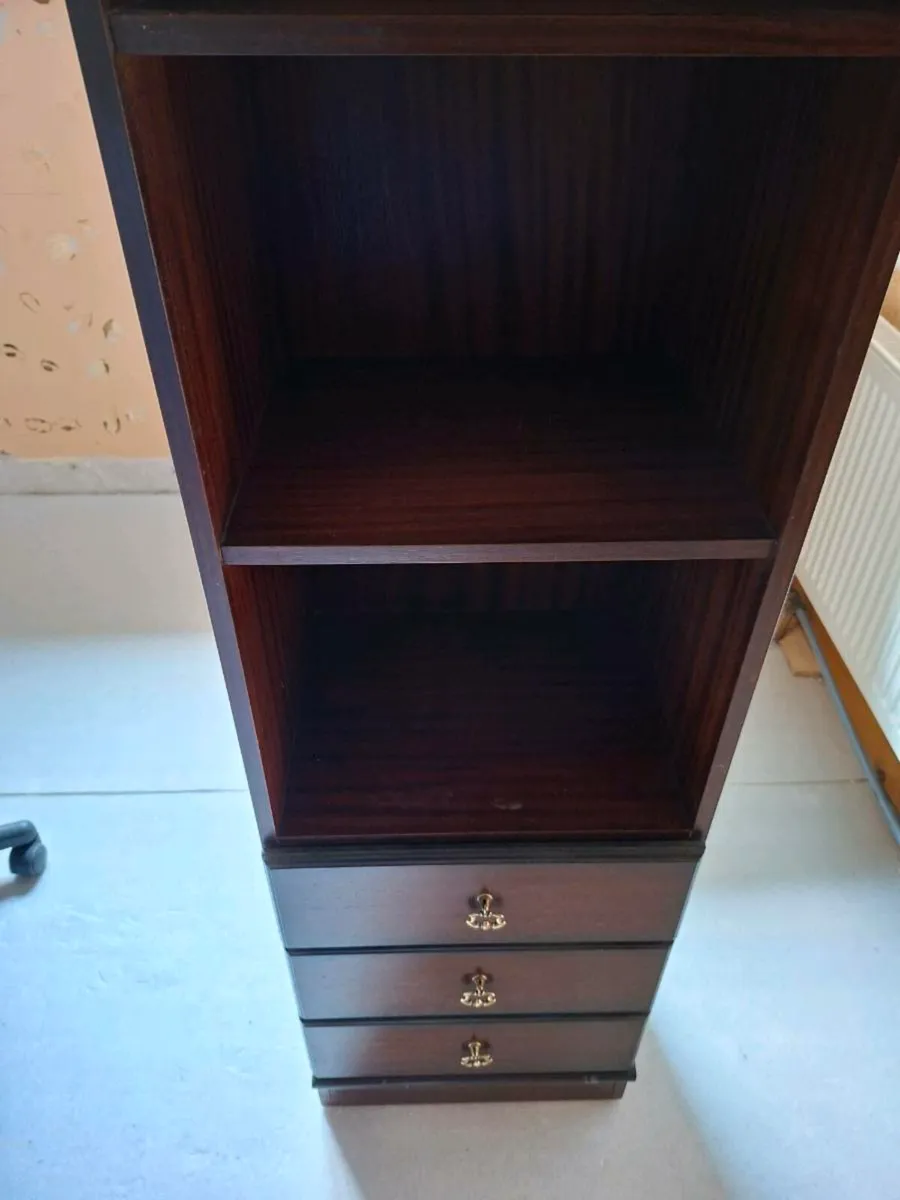 Cabinet and chest of drawers - Image 2