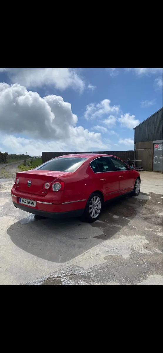 Volkswagen Passat - Image 2