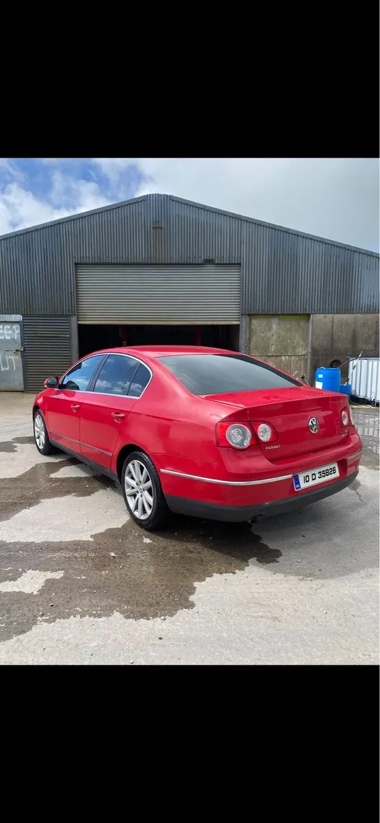 Volkswagen Passat - Image 3