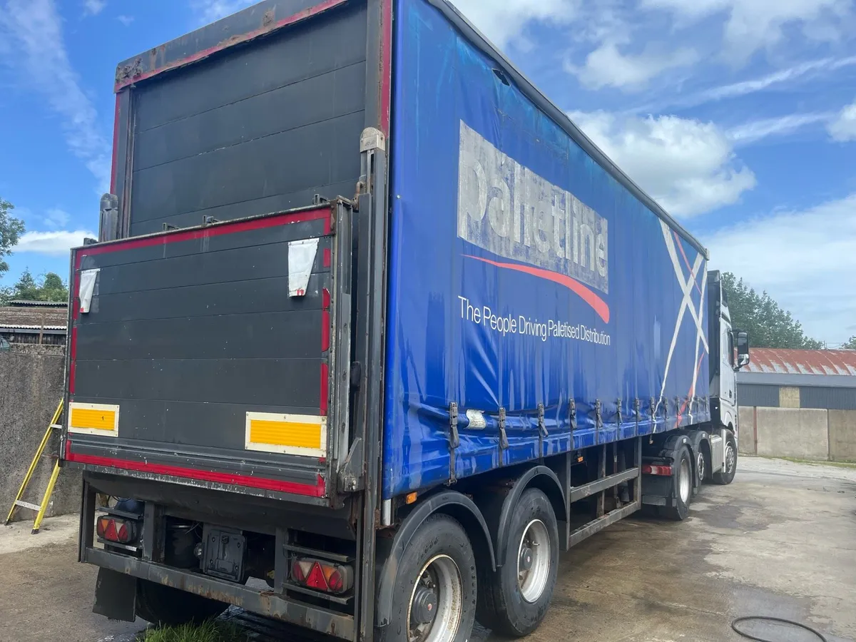 30 foot curtainsider - Image 3