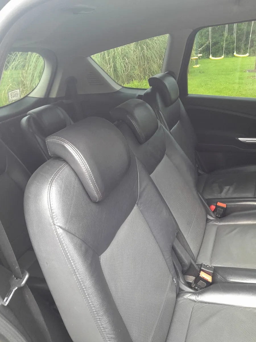 Ford S-Max 2008 - Image 1