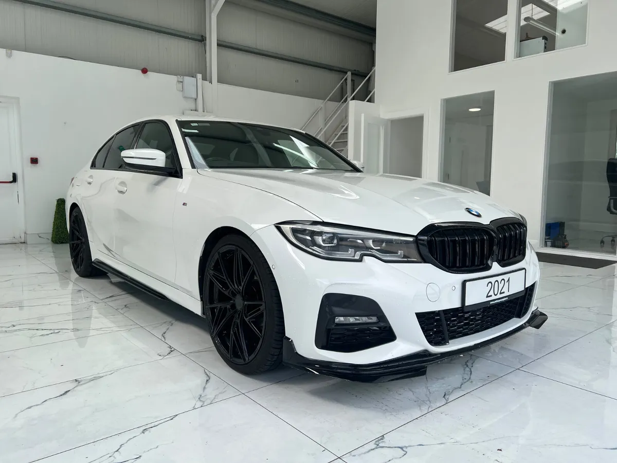 BMW 3-Series 2021 318d  M-Sport - Image 2