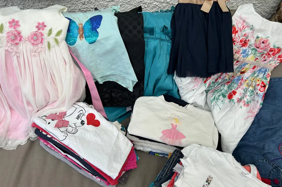 Clothes - Image 3