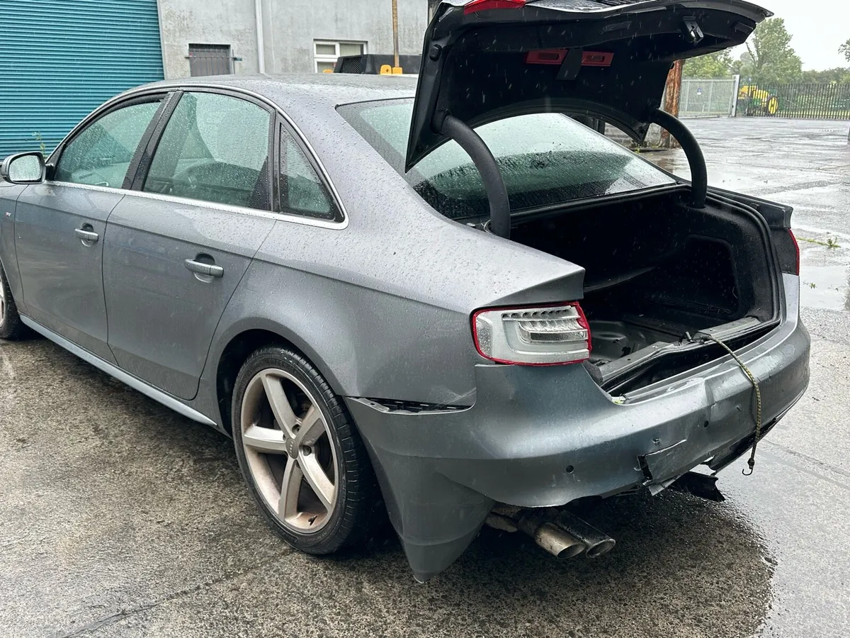 2013 Audi A4 S-line 2.0tdi - Image 3