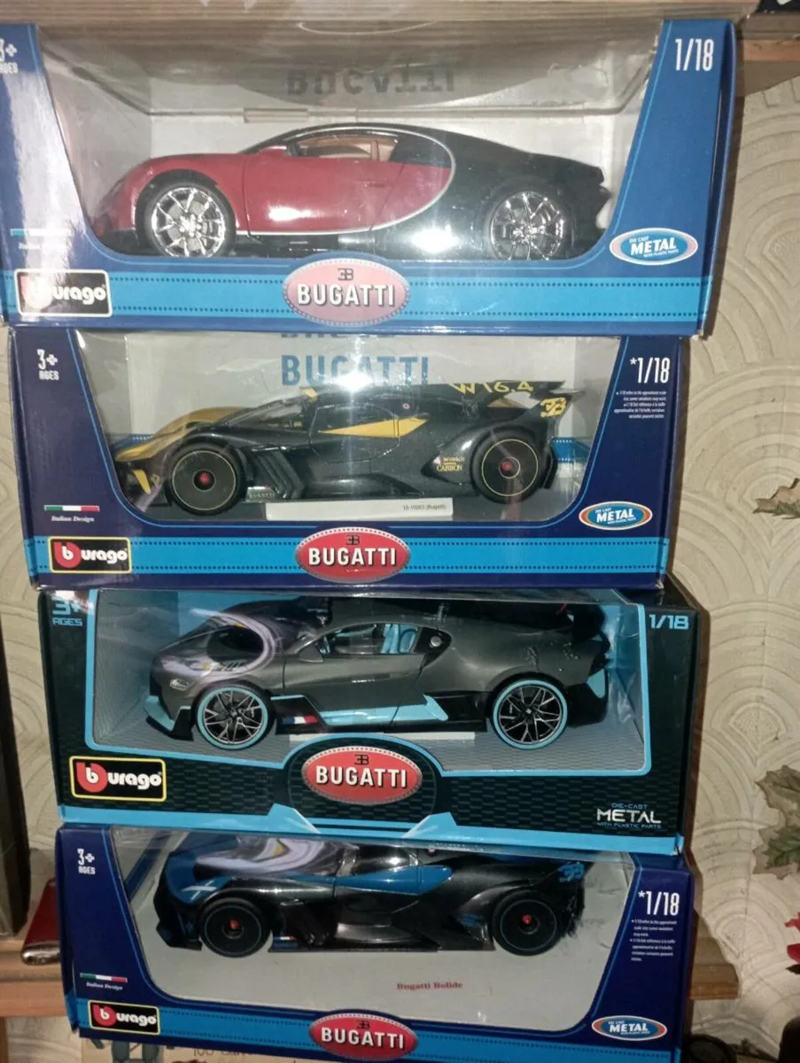 BbURAGO BUGATTI DIE-CAST SPORT CARS ALL 1-18 SCAL. - Image 1