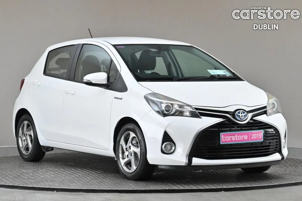 Toyota Yaris Icon CVT Hybrid  reverse Cam - Image 1