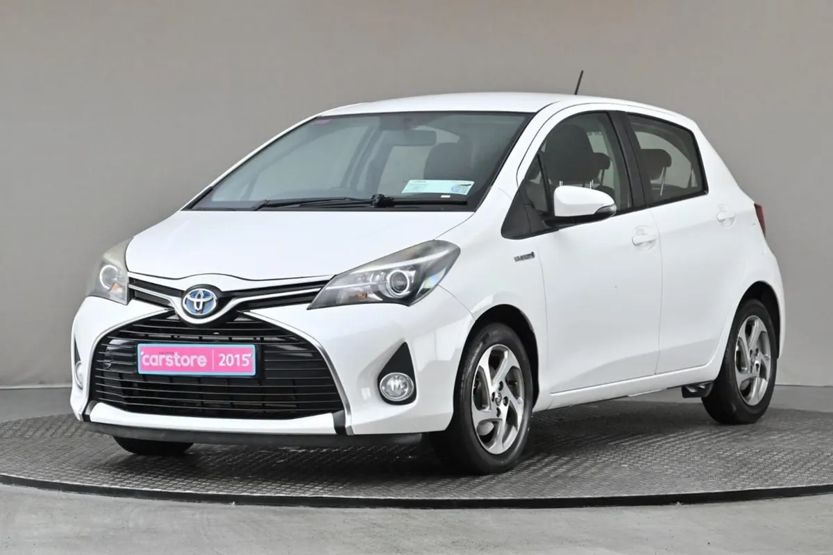 Toyota Yaris Icon CVT Hybrid  reverse Cam - Image 3