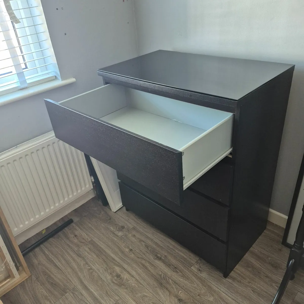 Chest of drawers - Image 2