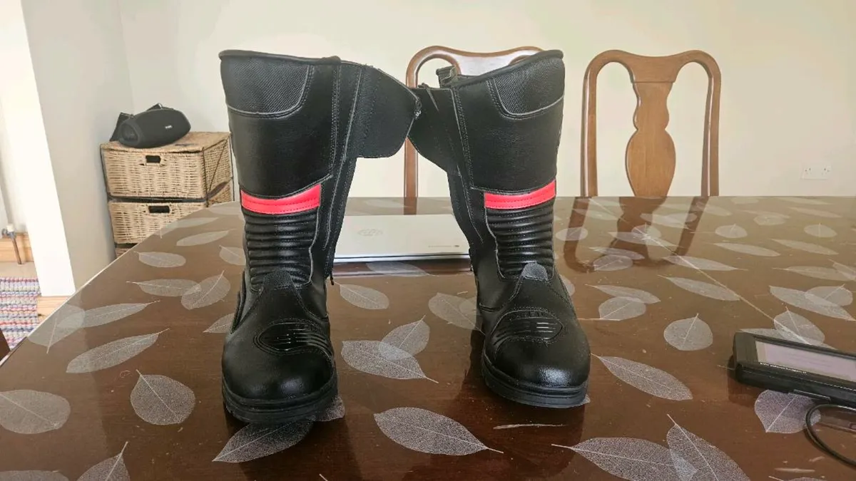 Motorcycle boots - Image 4