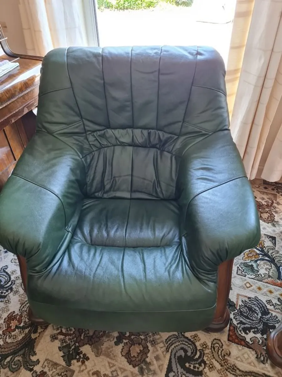 3 piece leather suite - Image 1