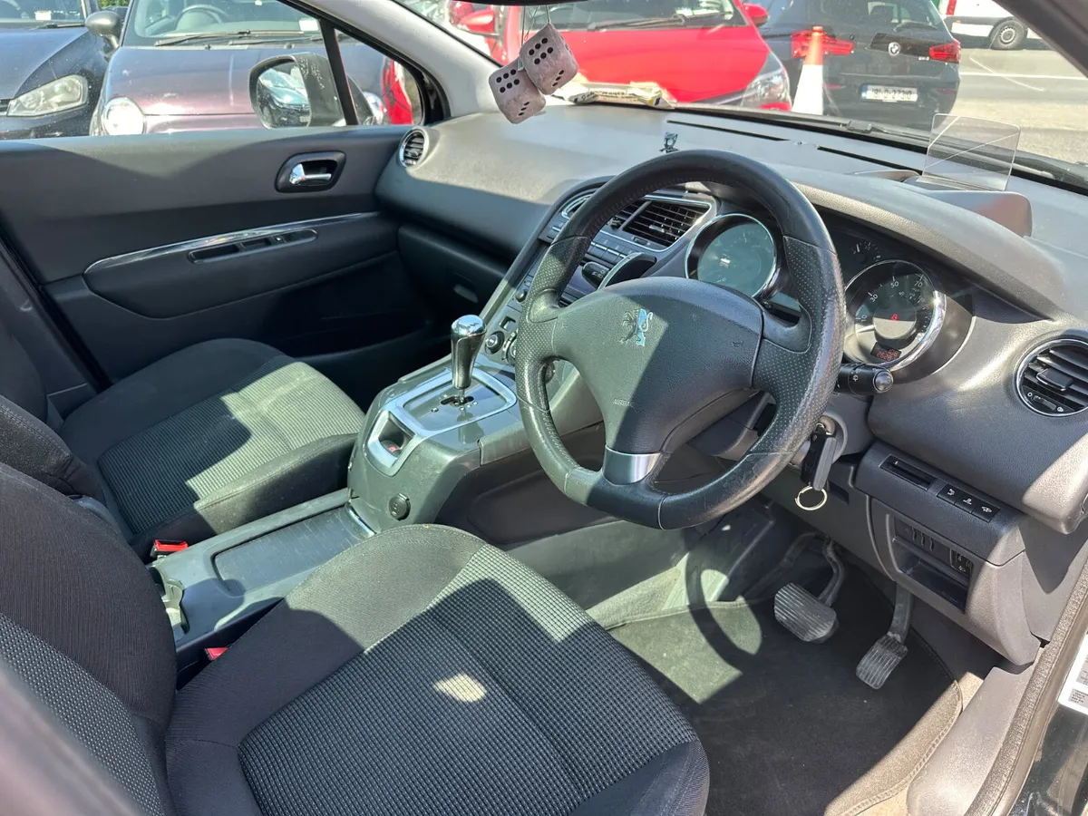 Peugeot 5008 1.6HDI NCT 7 SEATER AUTO - Image 4