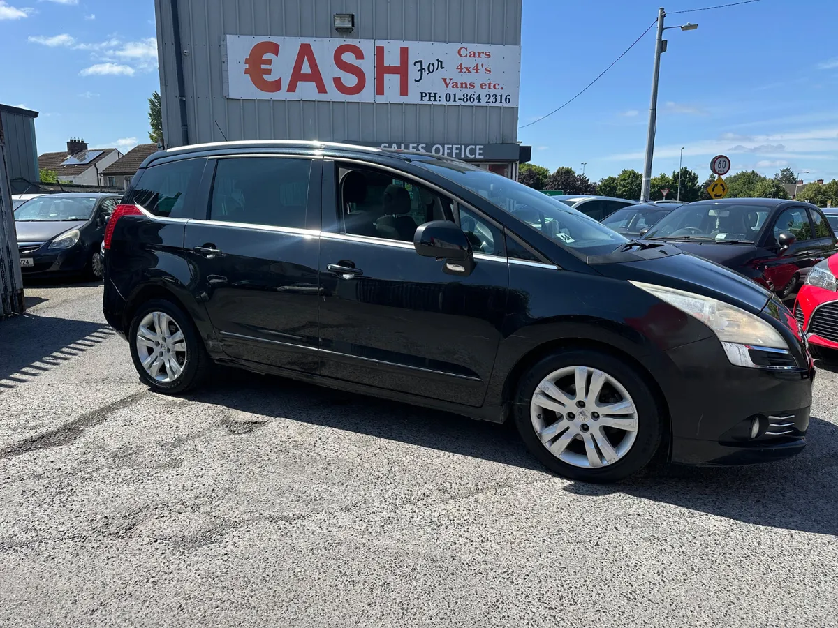 Peugeot 5008 1.6HDI NCT 7 SEATER AUTO - Image 2