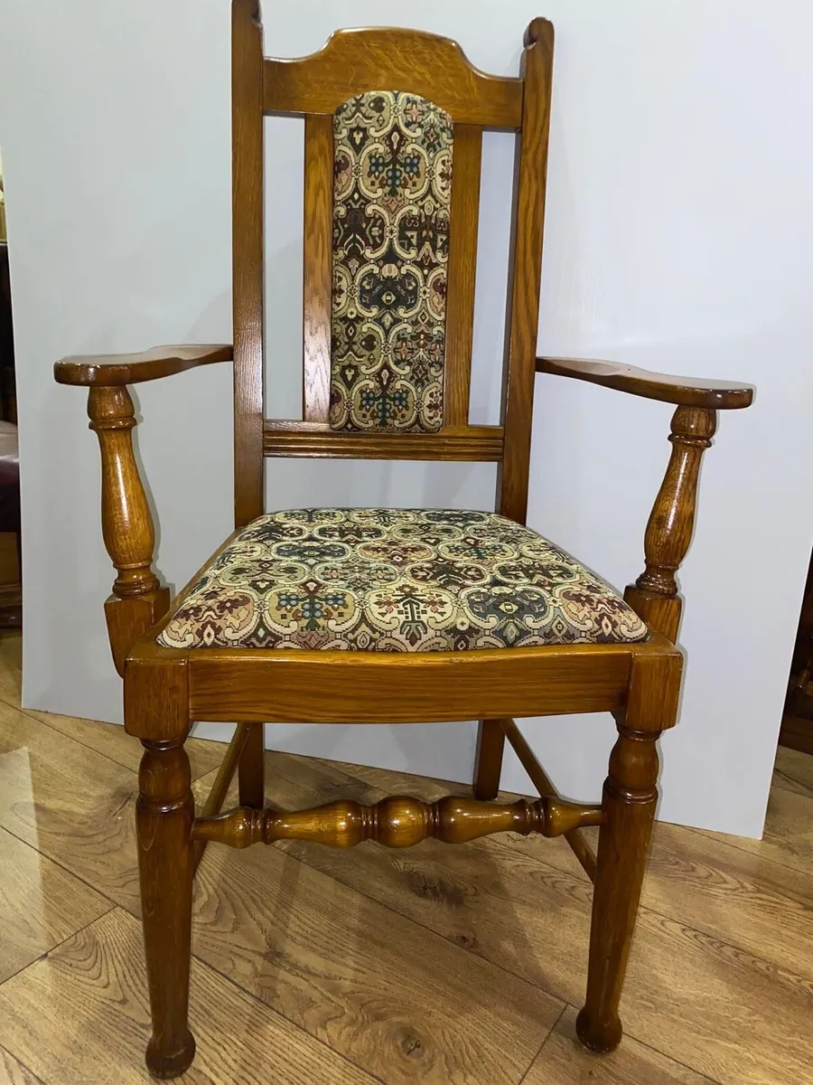 Old charm table and chairs - Image 1