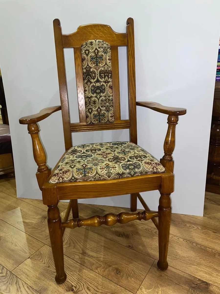 Old charm table and chairs - Image 4