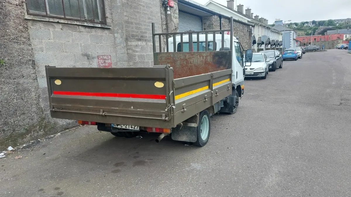 Mitsubishi Canter 2004 - Image 3