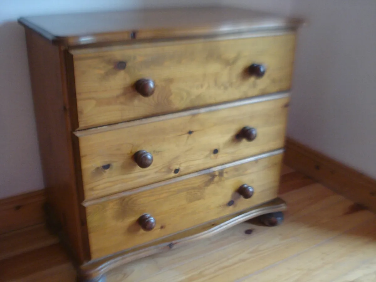 SOLID  DARK  IRISH PINE CHEST OF DRAWERS. - Image 1