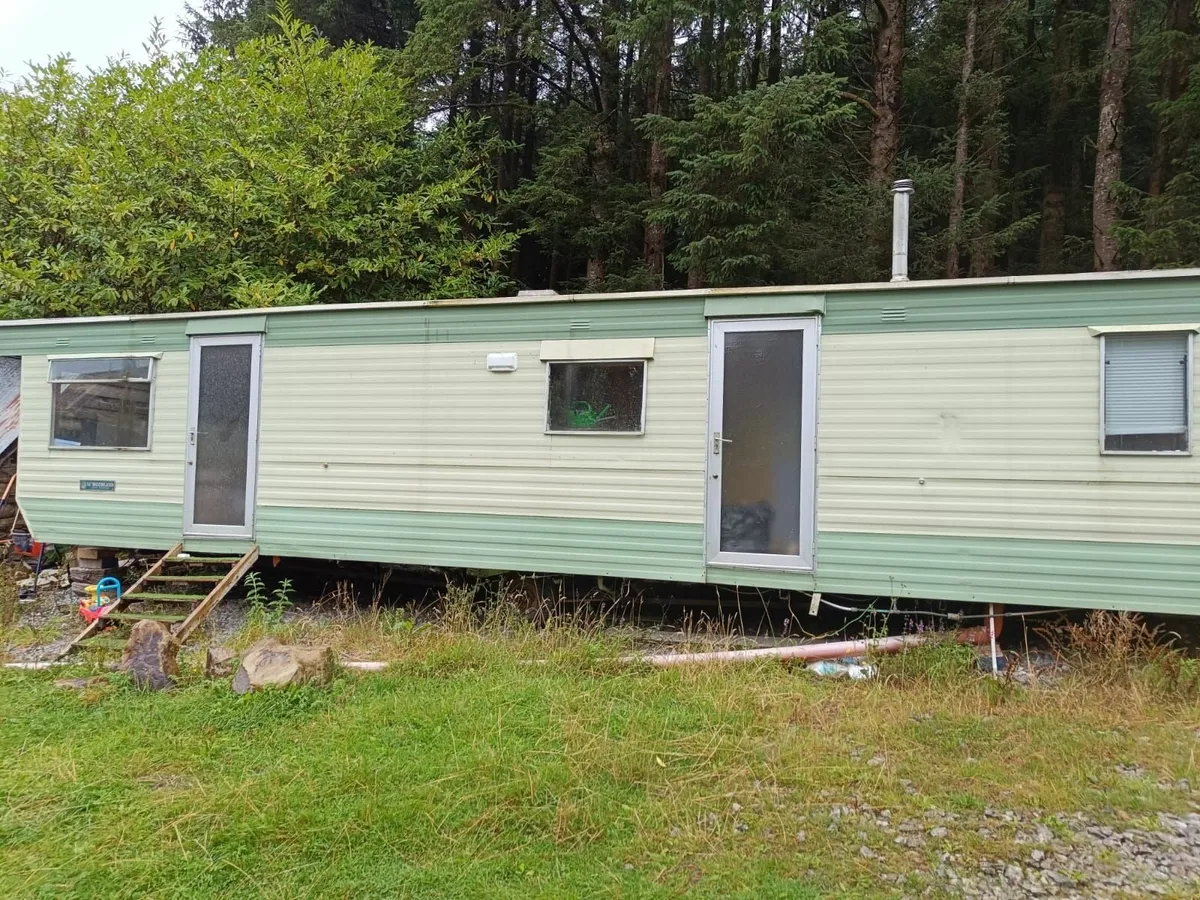 Mobile home - Image 1