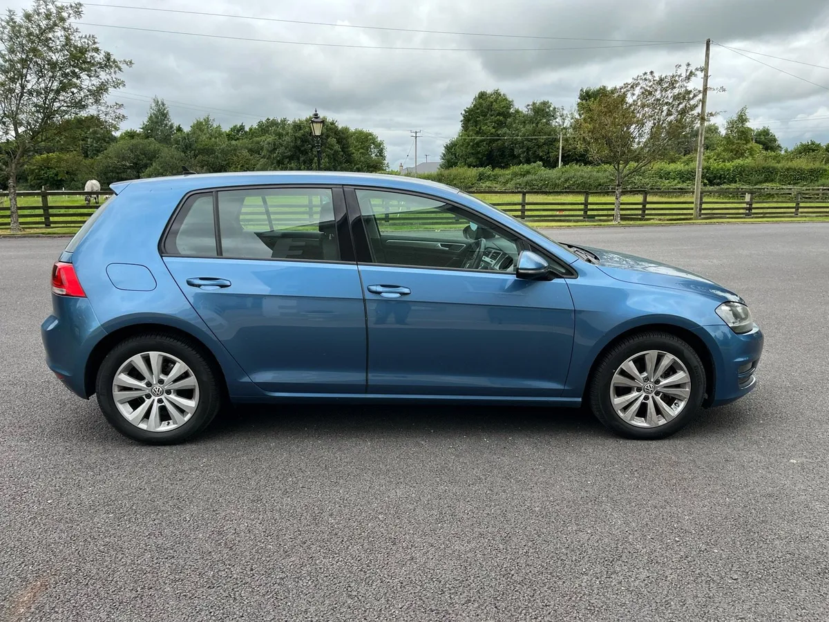 Volkswagen Golf 1.2 - Image 2