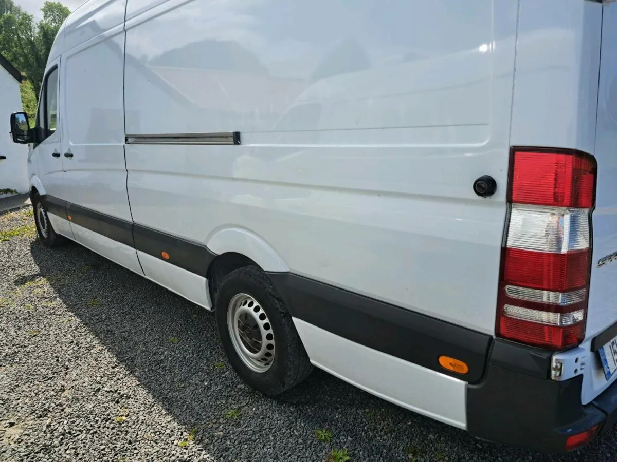 Mercedes sprinter fridge van - Image 3