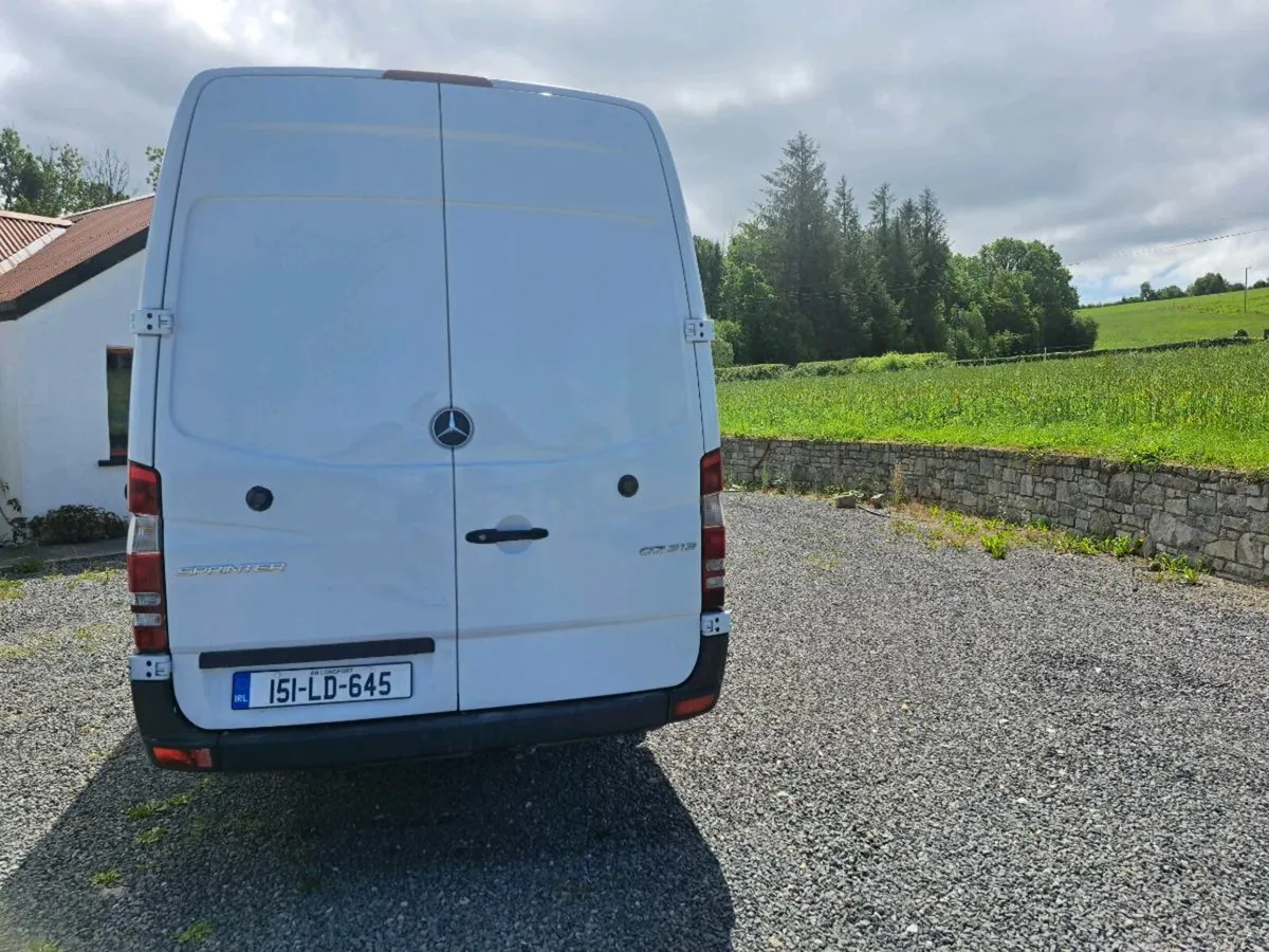 Mercedes sprinter fridge van - Image 4
