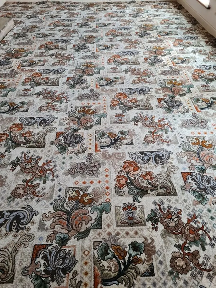 Carpet - Image 1