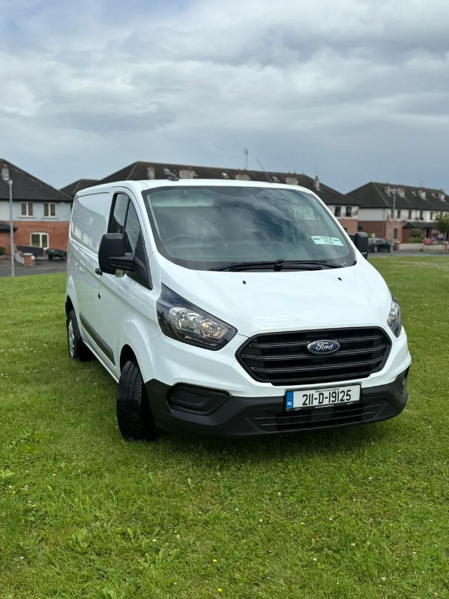 Ford Transit 2021 - Image 1