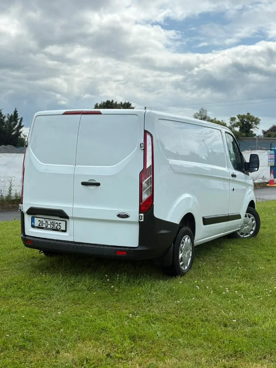 Ford Transit 2021 - Image 3