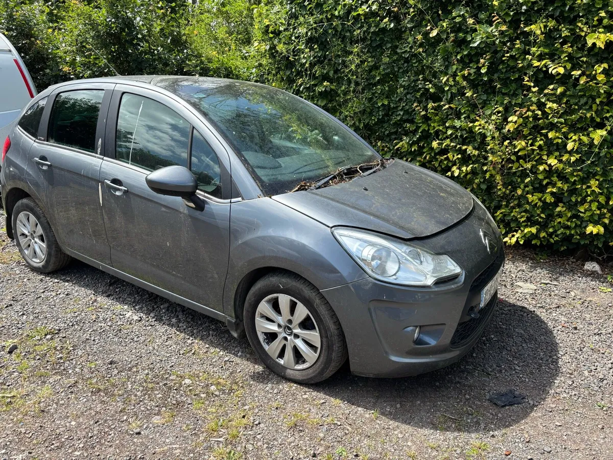 10 Citroen C3 HEAD GASKET GONE - Image 1