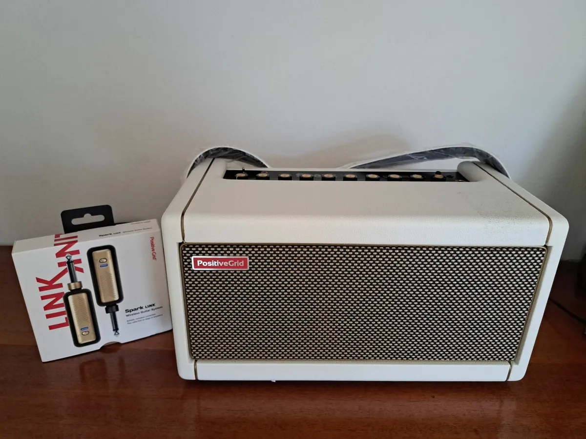Spark Amp - 40-Watt Smart Guitar Amp & Bluetooth® - Image 1