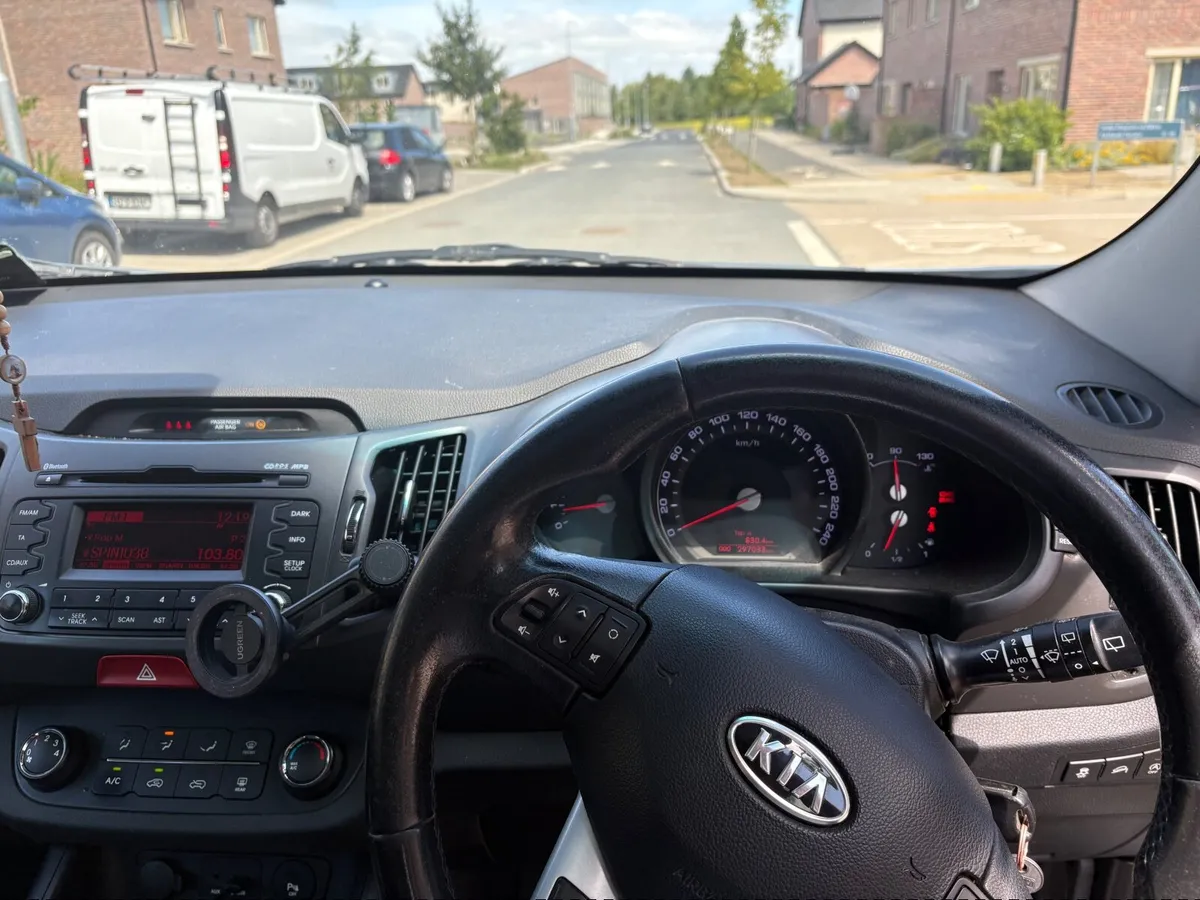 Kia Sportage 2011 - Image 3