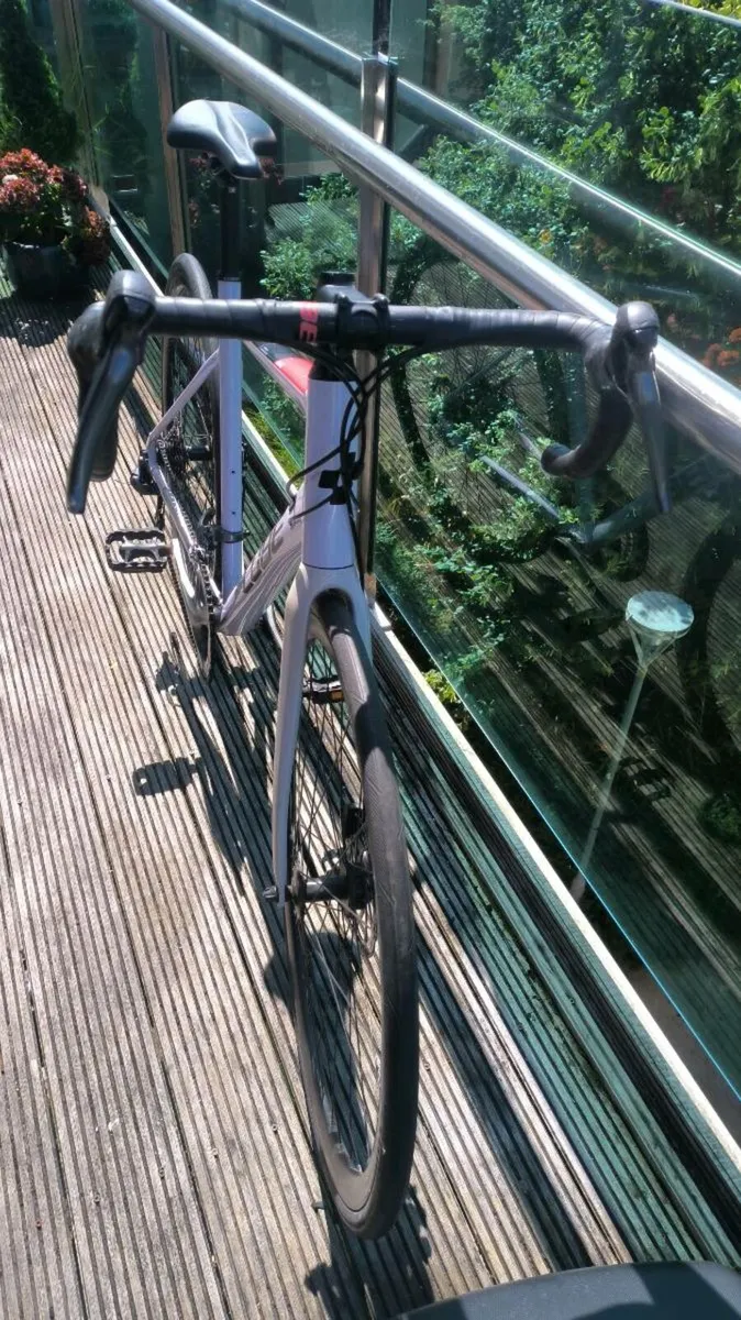 Road Bike Size M CUBE - Image 2