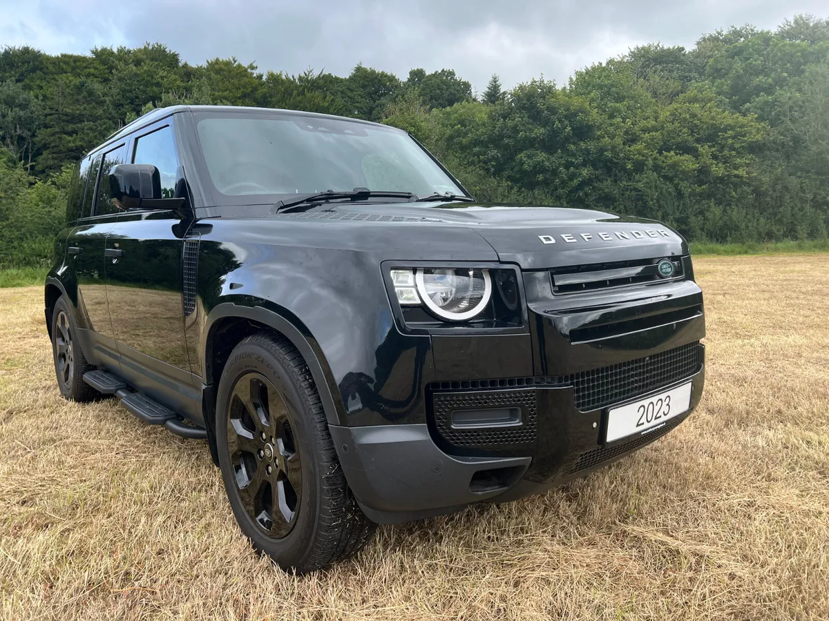 Land Rover Defender 2023 3.0 Tdi 2 Seat Commercial - Image 2