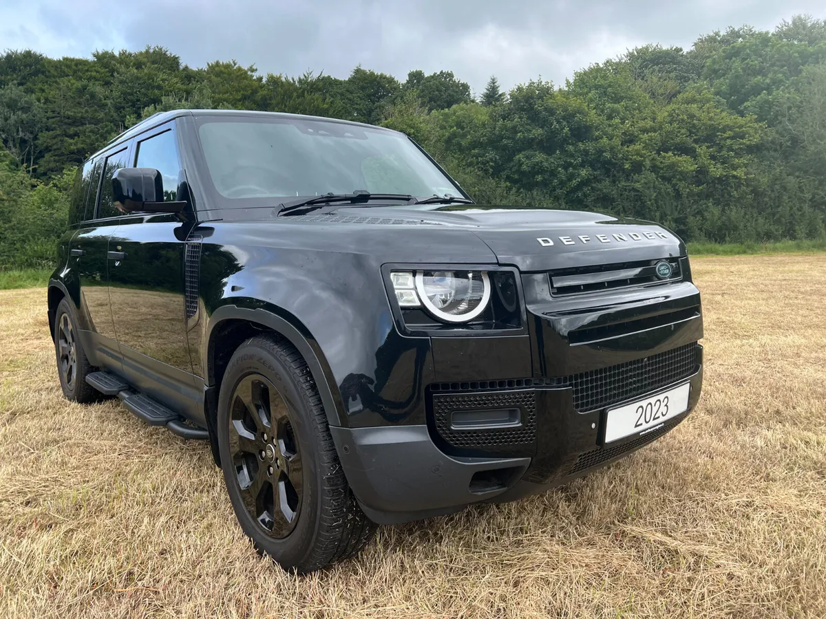 Land Rover Defender 2023 3.0 Tdi 2 Seat Commercial - Image 1