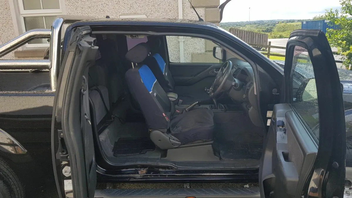 Nissan Navara 2008 - Image 2