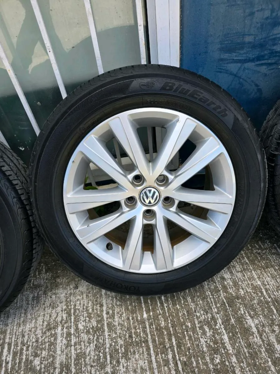 15" VW Polo Genuine DiamondCut Alloys - Image 3