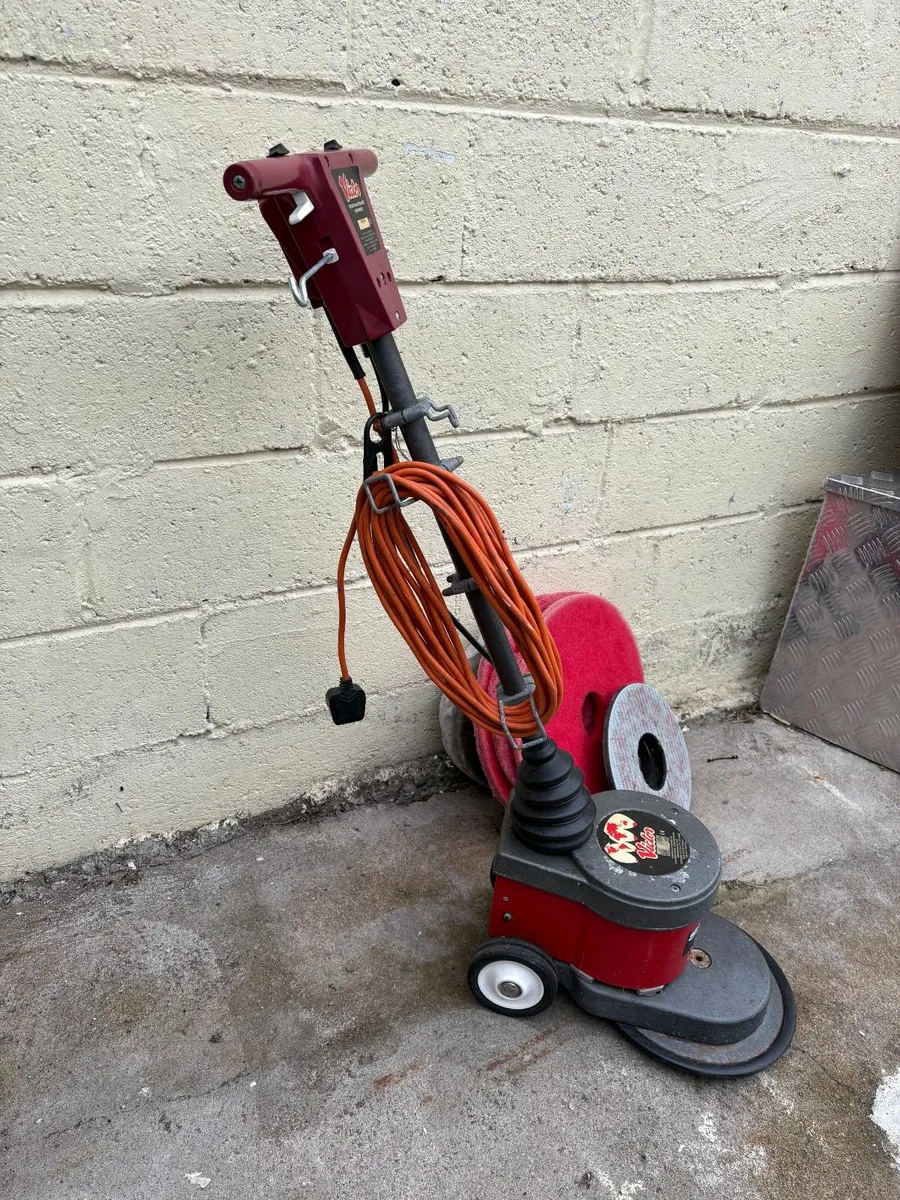Victor Sprite 300 Standard Floor Cleaning Machine - Image 3