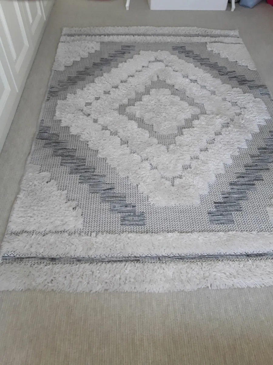 Large rug - Image 3