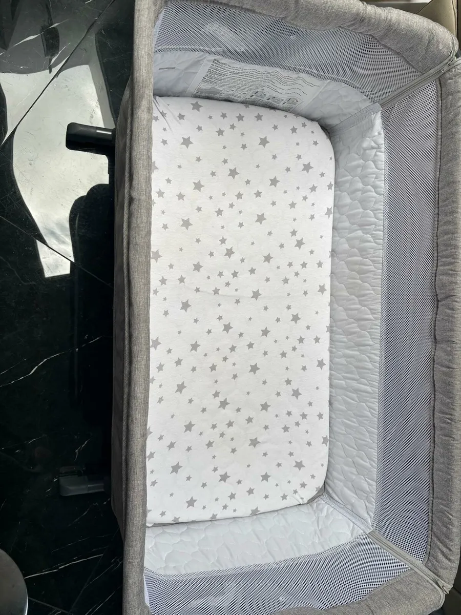 Nested Cozi Sleeper Bedside Crib - Image 2