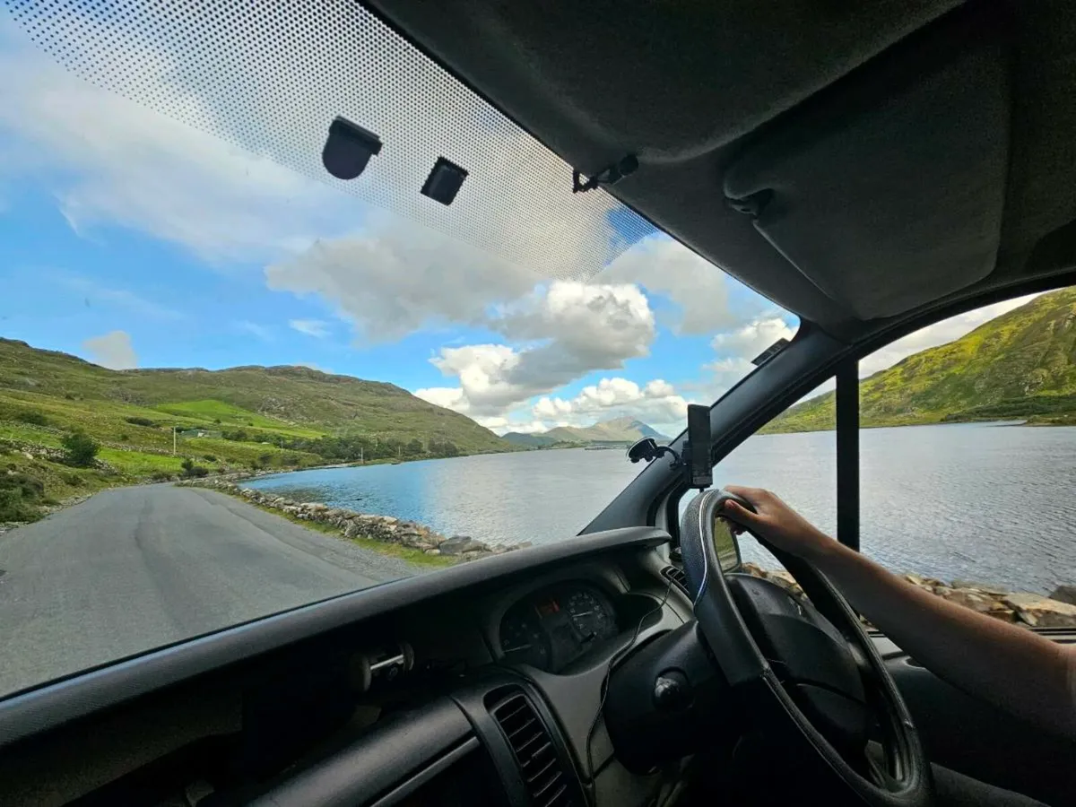 Renault Trafic Campervan - Image 2