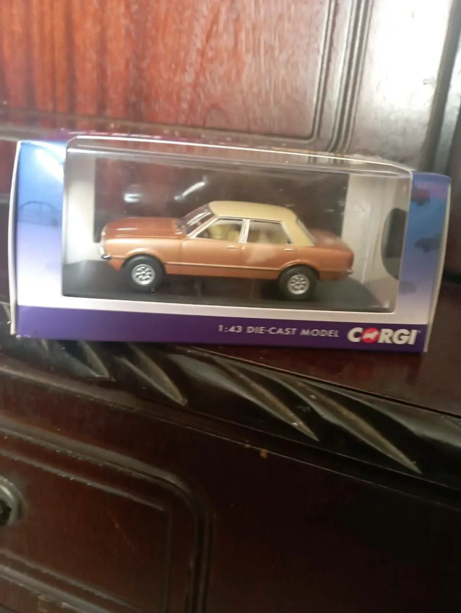 LIMITED EDITION CORGI VANGUARD FORD CORRINA 1.6 GL - Image 1