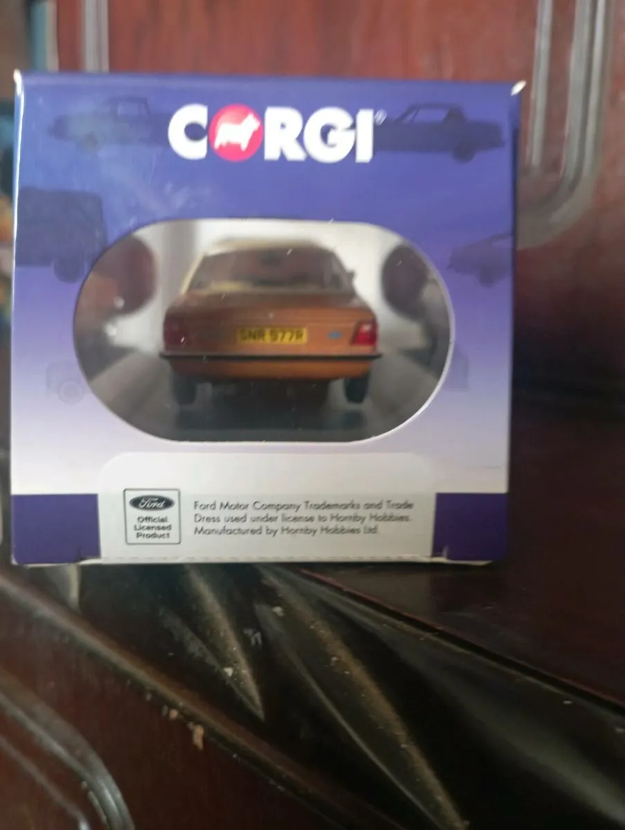 LIMITED EDITION CORGI VANGUARD FORD CORRINA 1.6 GL - Image 3