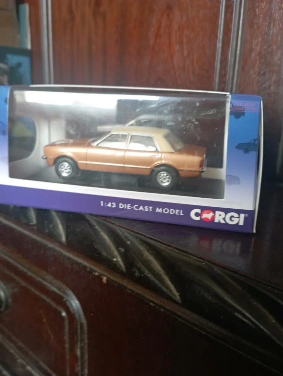 LIMITED EDITION CORGI VANGUARD FORD CORRINA 1.6 GL - Image 4