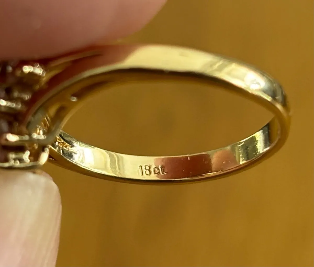 Diamond & Ruby Ring - Image 4
