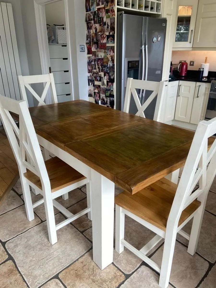 kitchen table and 4 chairs - Image 2