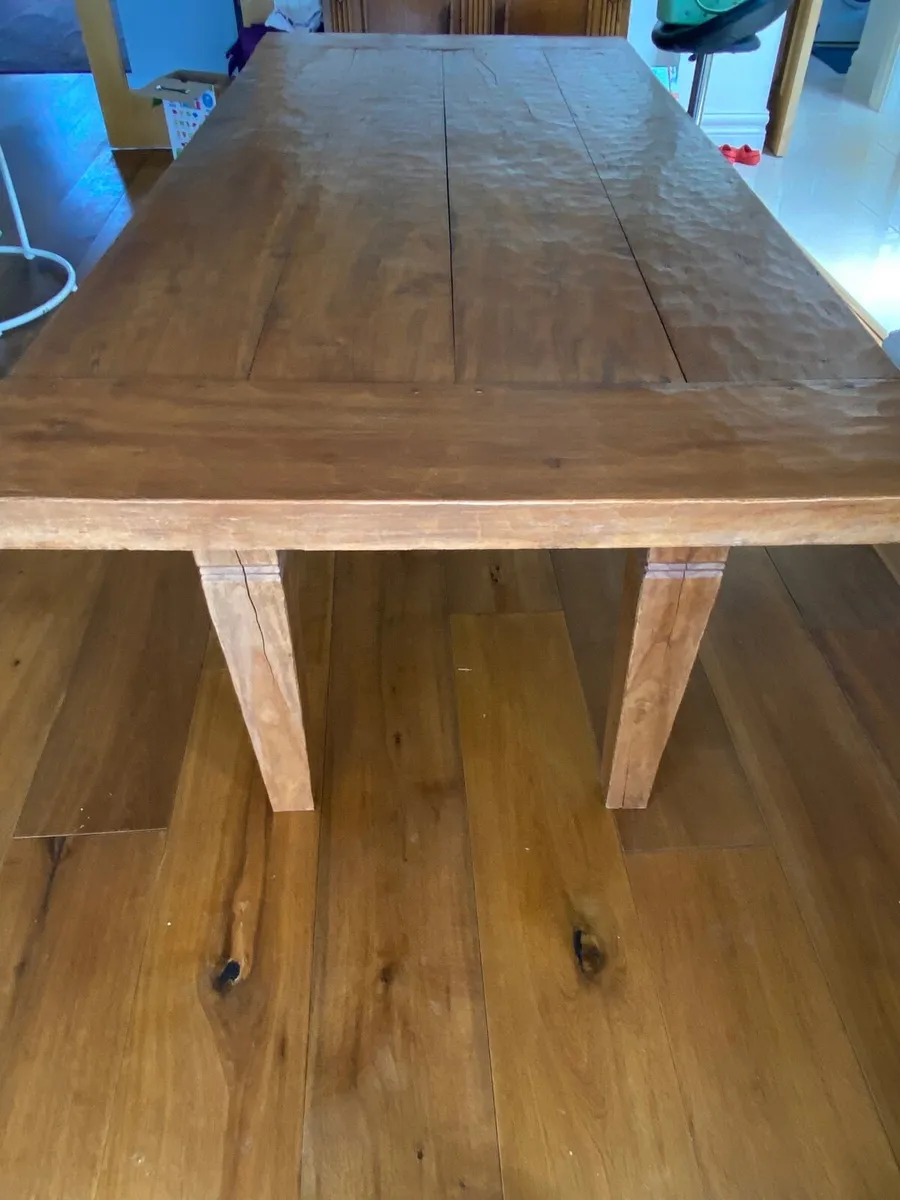 Dining table - Image 2