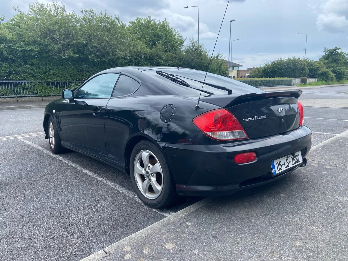 Hyundai coupe for sale - Image 3