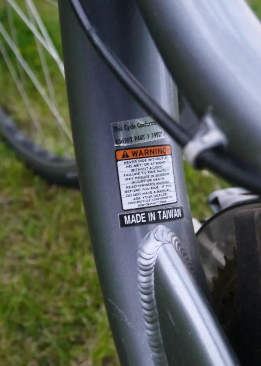 Trek Navigator 17" frame - 28" Wheels - Image 4